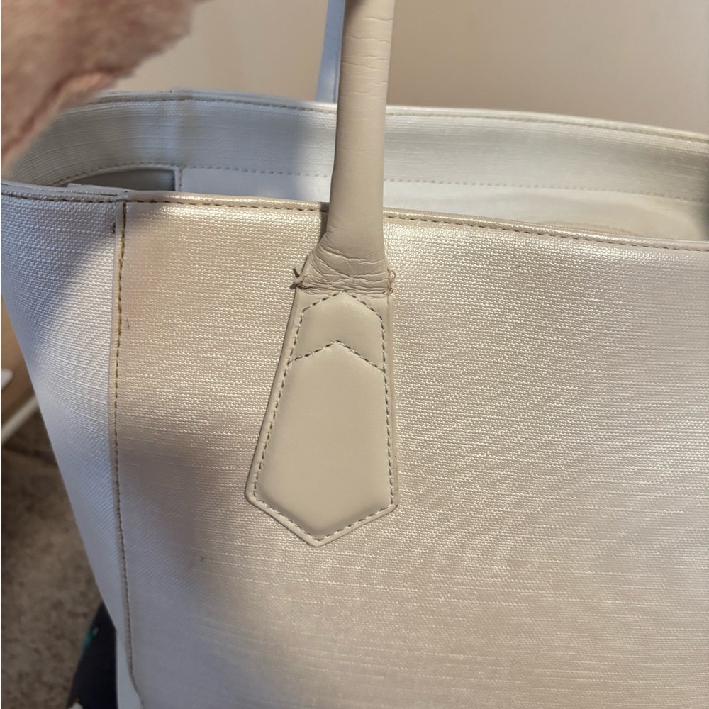 Dagne Dover Classic Signature Tote in White Canvas - Picture 10 of 16